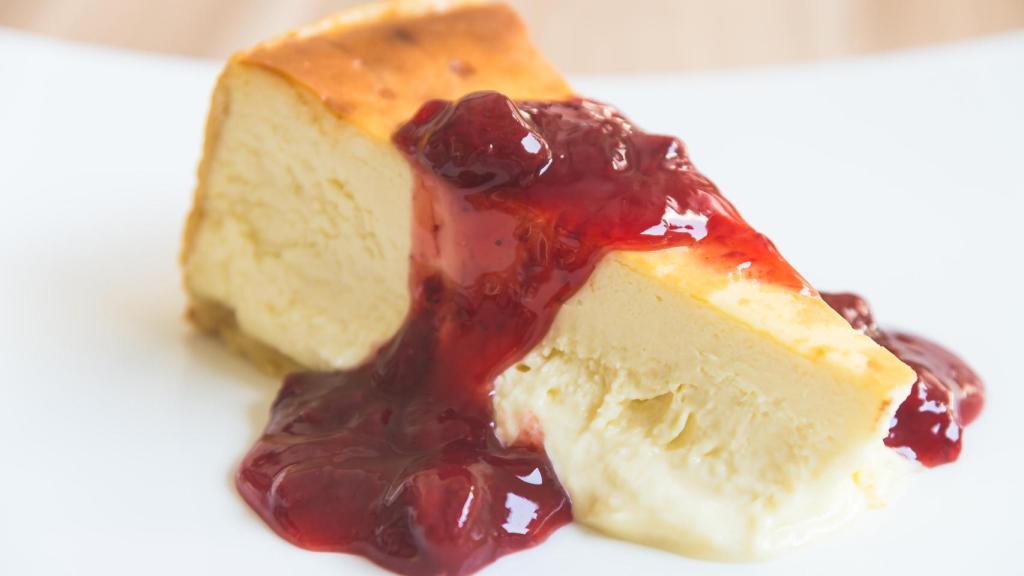 Trozo de tarta de queso