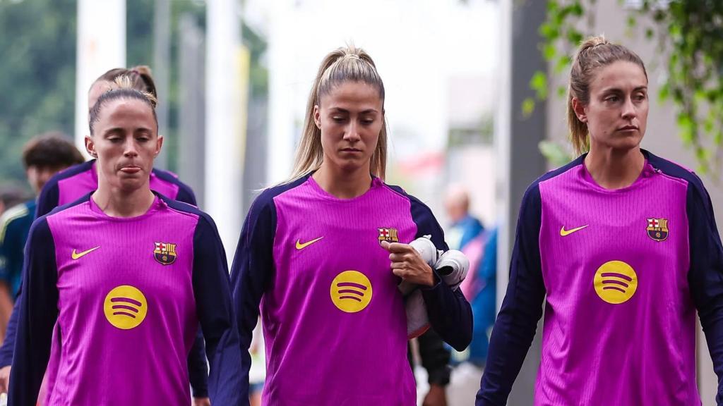 Ona Batlle, Laia Aleixandri y Alexia Putellas en un entrenamiento con el Barça Femenino