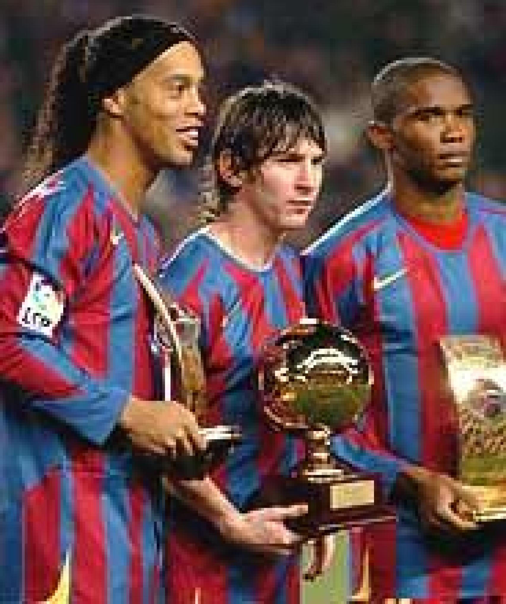 Ronaldinho, Messi y Eto'o en una foto de archivo en la temporada 2005-2006
