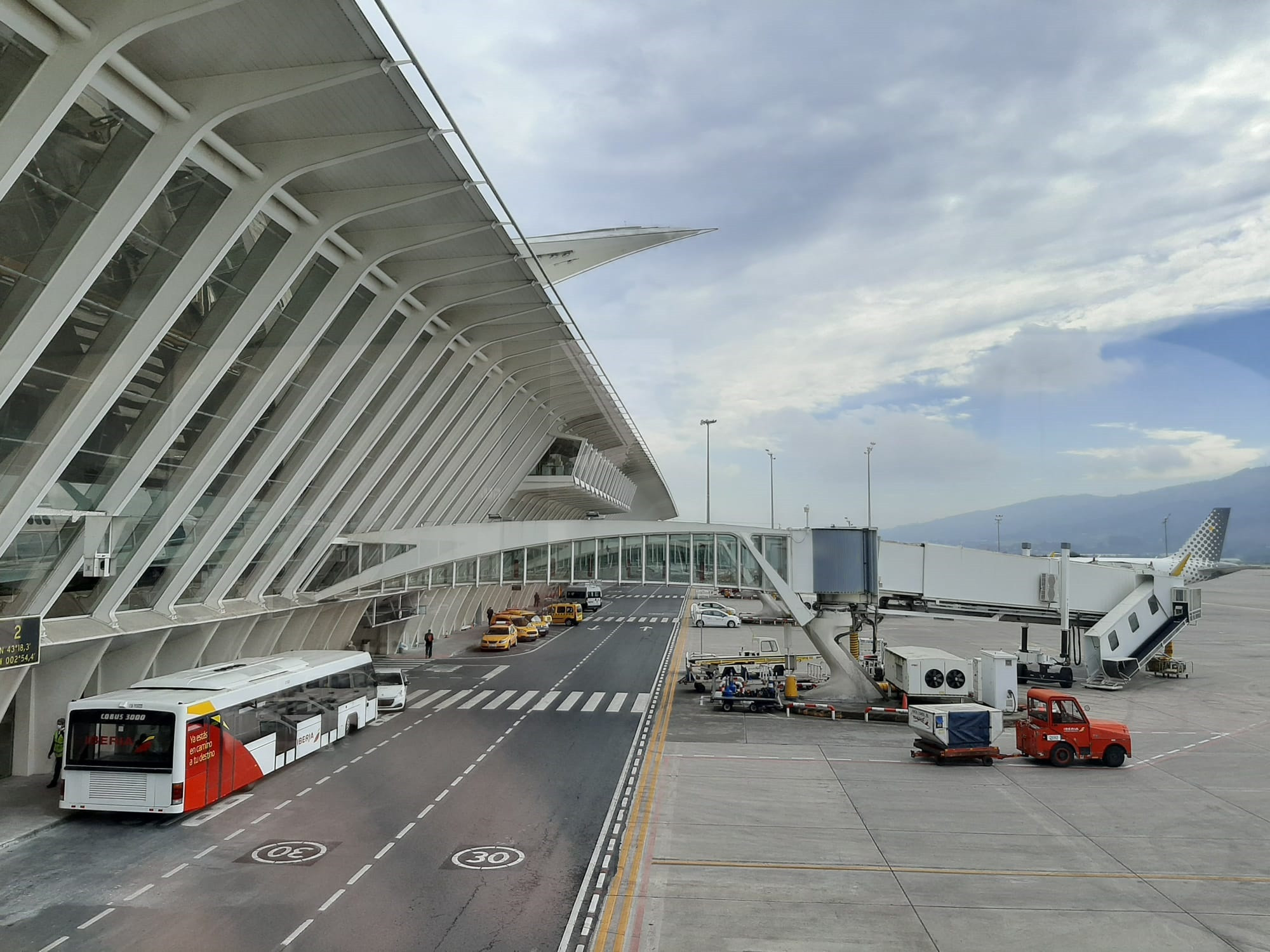 Imagen del aeropuerto de Loiu. / EP