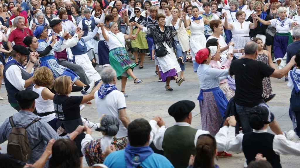 'Baile de la Era' durante la Semana Grande de Bilbao. / EP