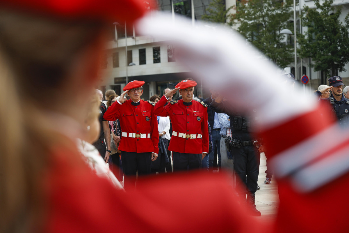 Agentes de la Ertzaintza. /EFE