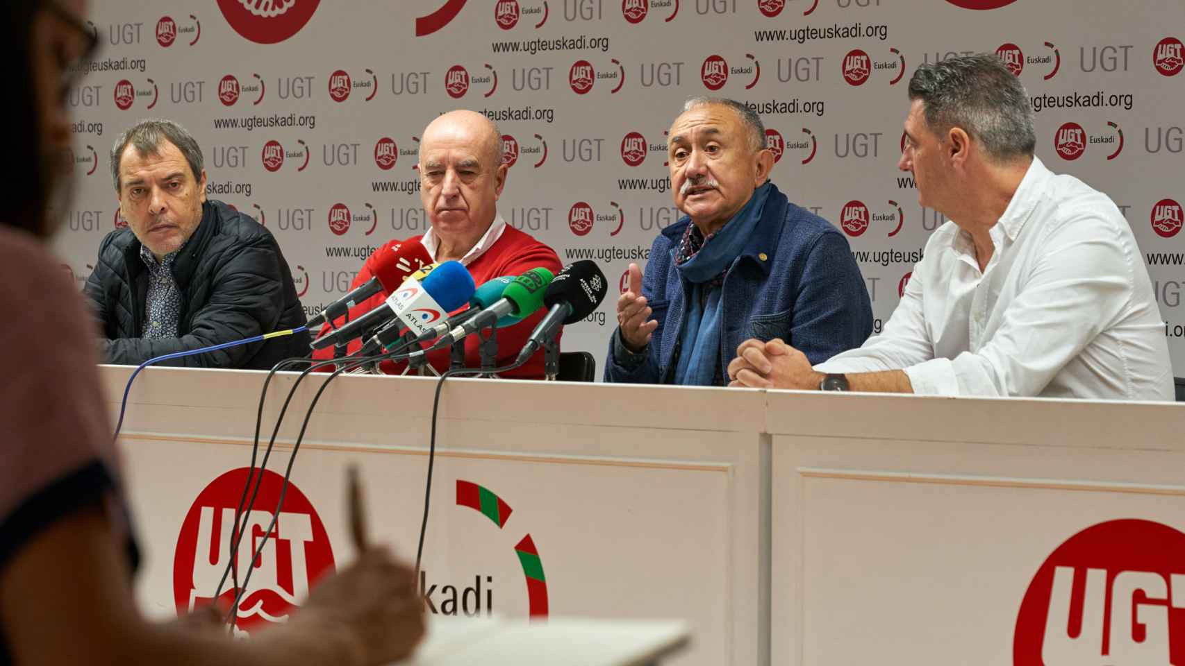 El secretario general de UGT, Pepe lvarez, durante su comparecencia en la sede del sindicato en Vitoria / Pablo Gonzlez (Europa Press)