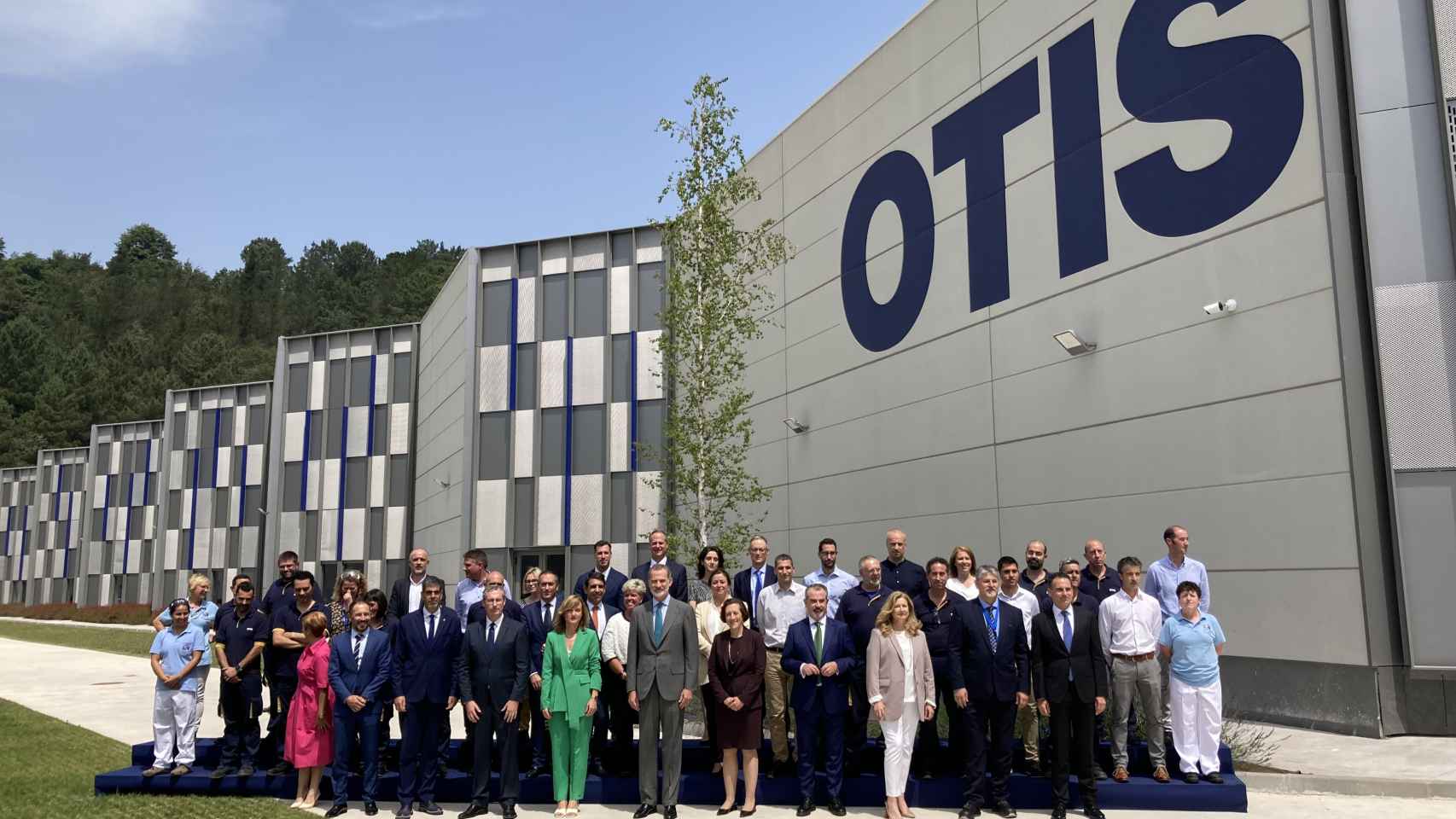 Inauguracin de la nueva planta de la empresa Zardoya Otis en el polgono de Eskuzaitzeta, en San Sebastin / C.V.