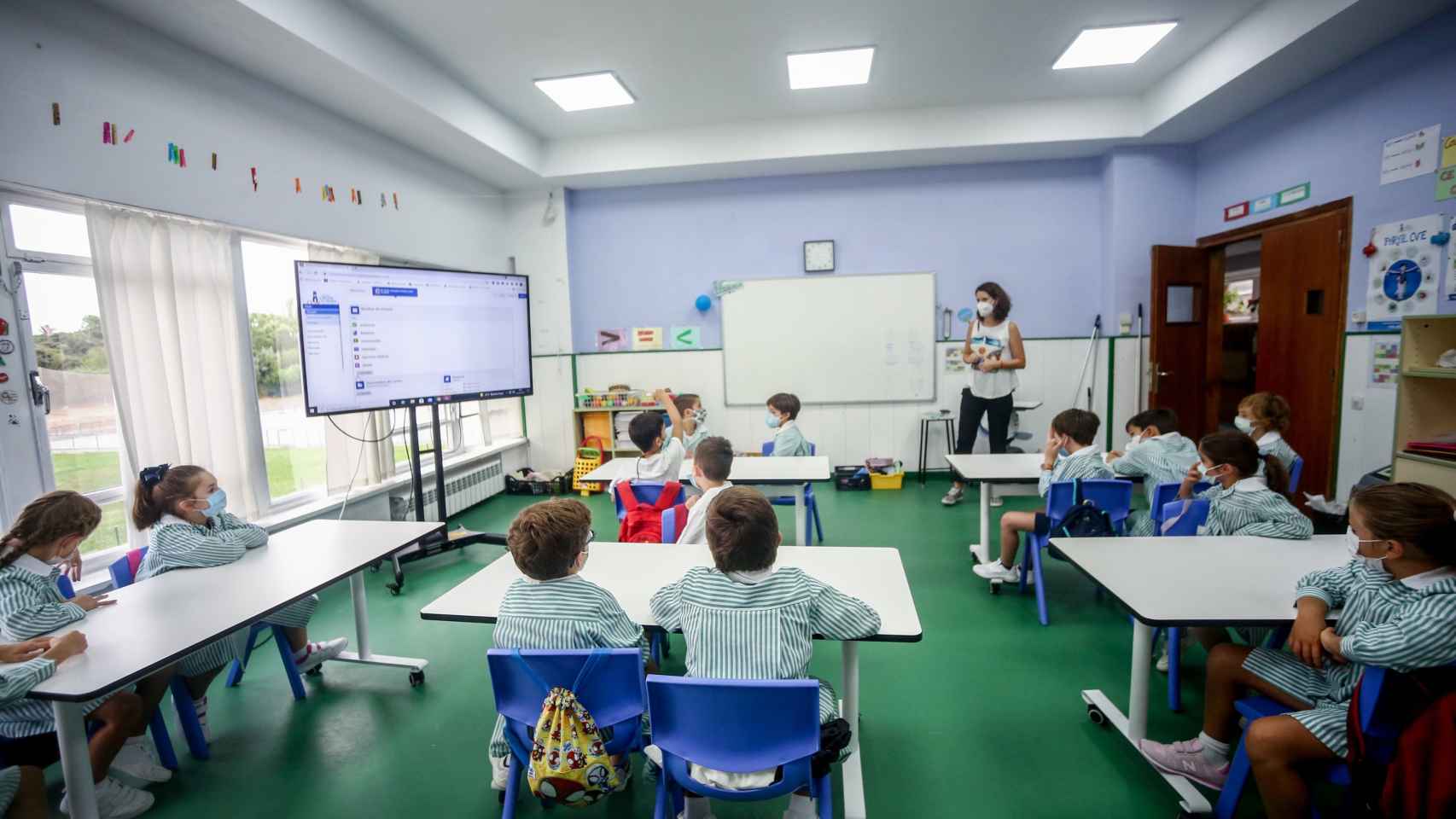 Profesora dando clase en un aula de Euskadi. /EP