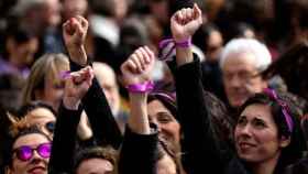 Un grupo de mujeres en una manifestacin por los derechos de la mujer. / EFE