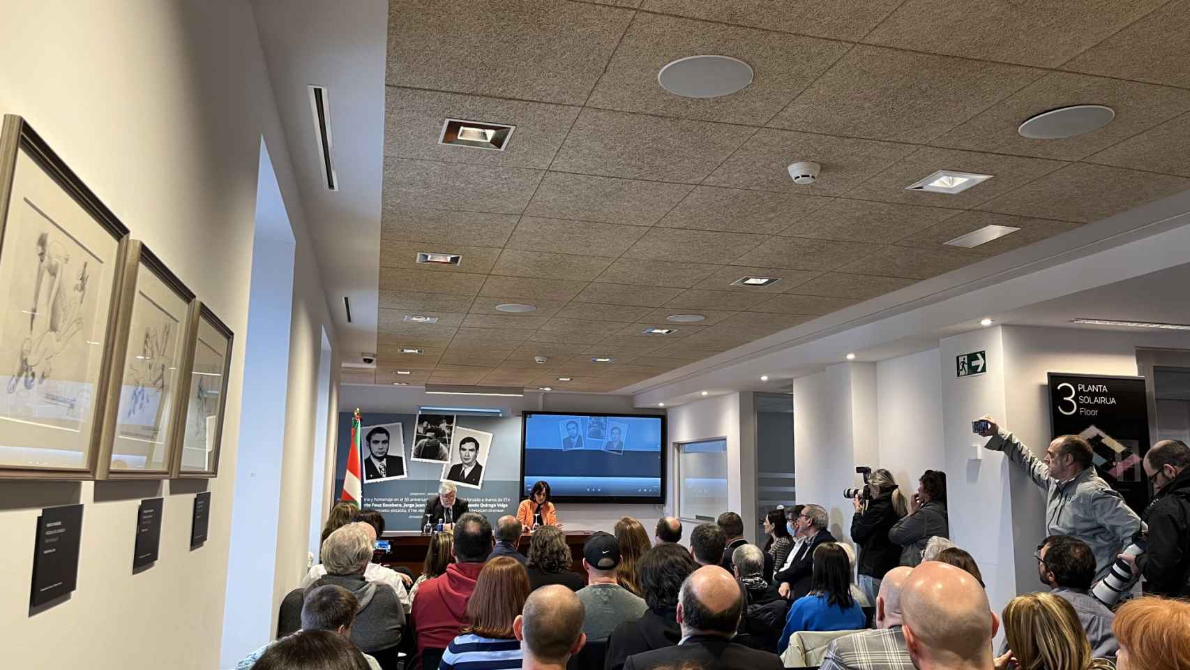 Ceremonia en recuerdo de Jos Humberto Fouz Escobero, Jorge Juan Garca Carneiro y Fernando Quiroga Veiga./Izaskun Bilbao