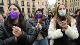 Varias jvenes en una manifestacin por los derechos de la mujer. / EP