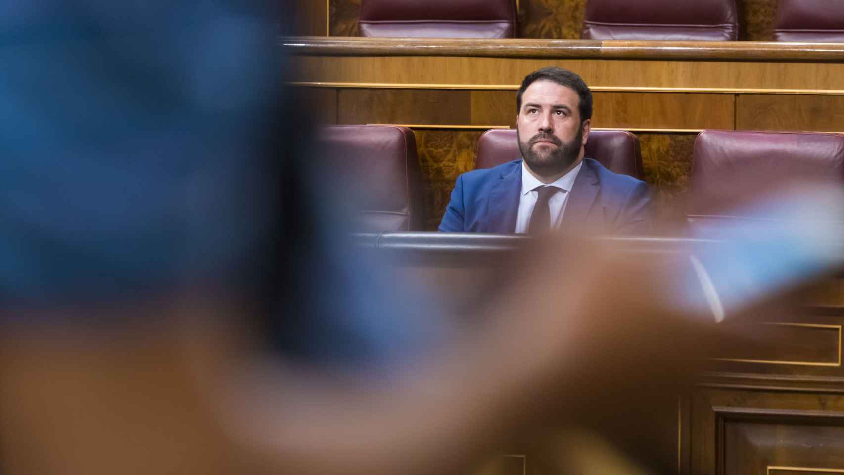 El diputado de Bildu, Jon Iarritu, durante el acto en recuerdo y homenaje a las vctimas del terrorismo celebrado en el Congreso de los Diputados./ EUROPA PRESS