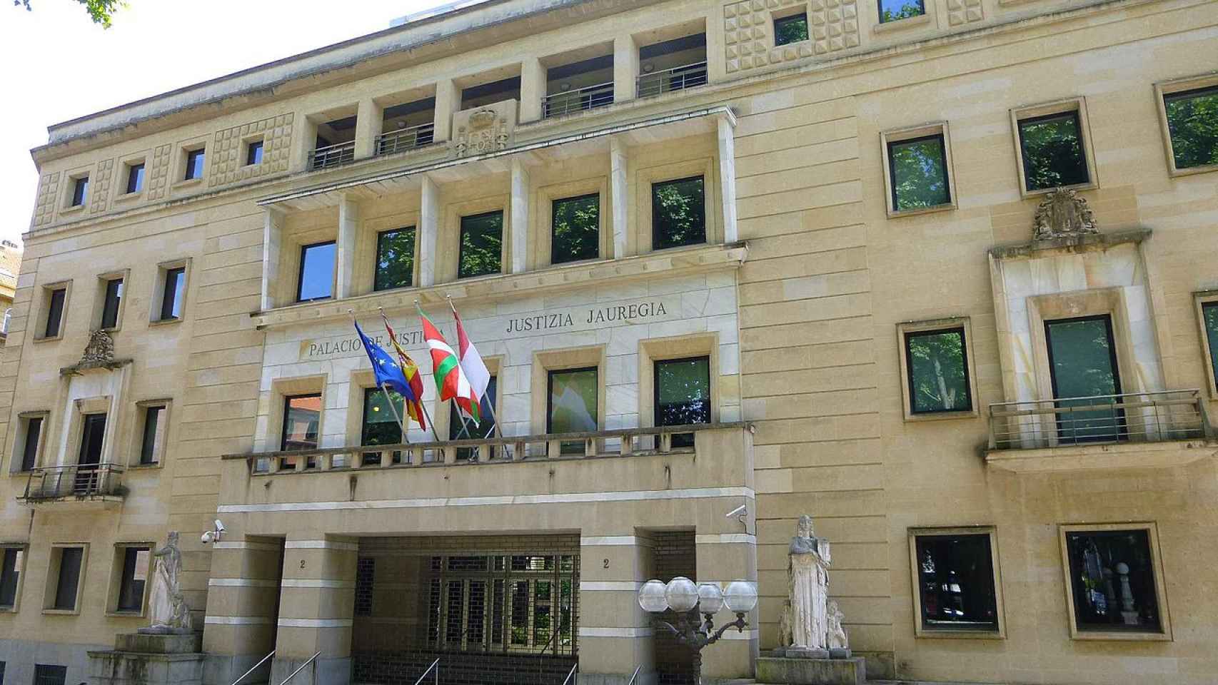 Vista del Palacio de Justicia que alberga el TSJPV en Bilbao.