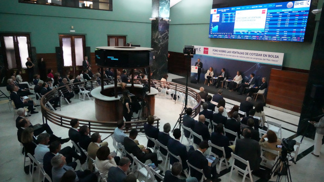 Vista de la jornada en la Bolsa de Bilbao / EP