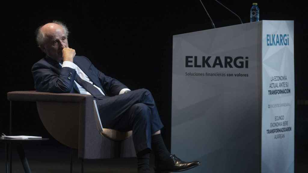 El presidente de Repsol, Antonio Brufau, durante la junta general de socios de Elkargi. / EFE