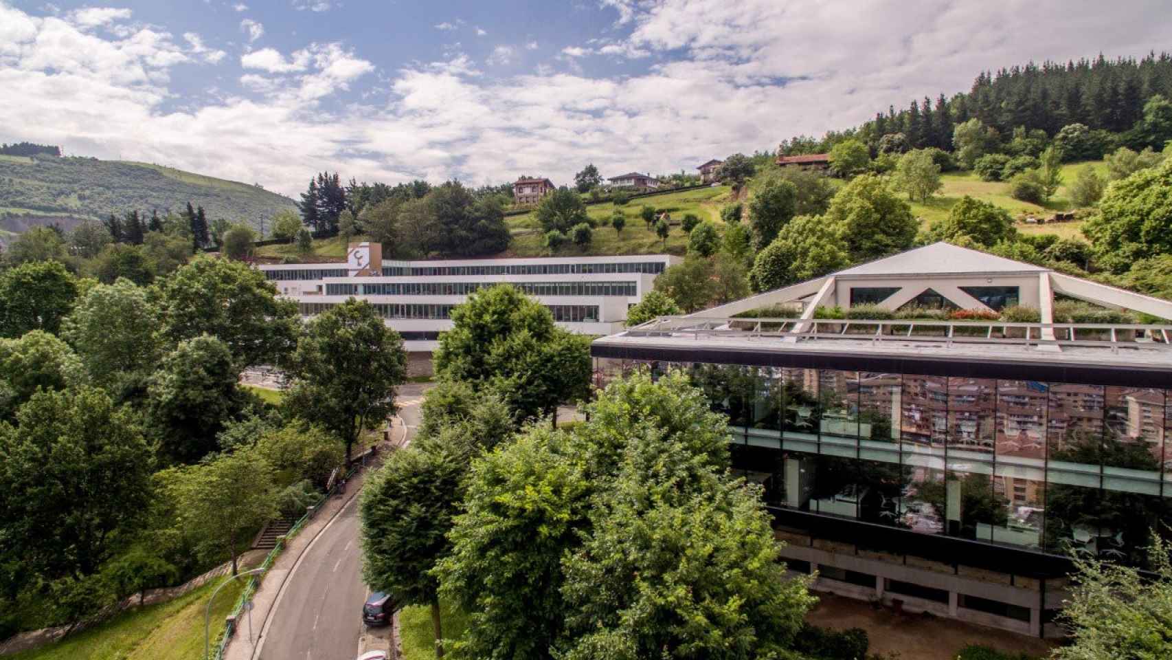 Sede de Laboral Kutxa / LABORAL KUTXA