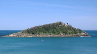 La Isla de Santa Clara es el punto con más banderas negras de Euskadi del último lustro