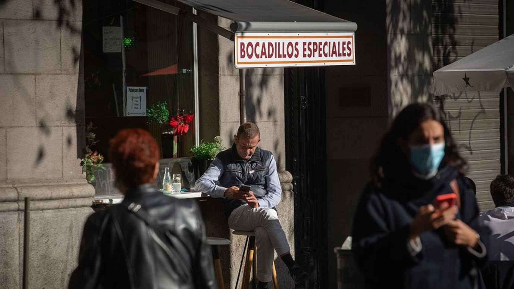 Una terraza de bar./ EUROPA PRESS