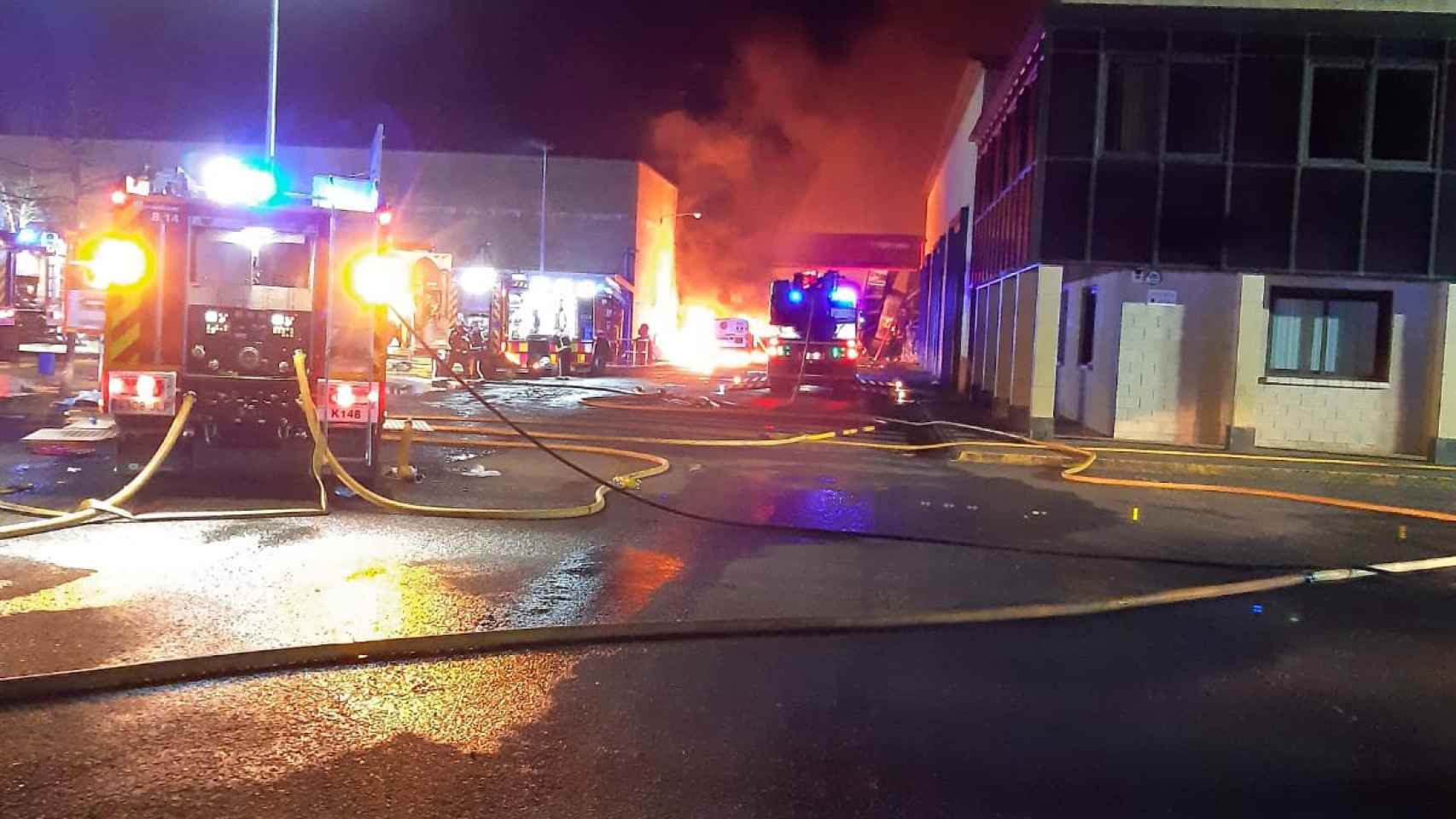 Incendio en la empresa Irurena / @PCTOLOSA