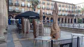 Locales de hostelera cerrados en la plaza Nueva de Bilbao a causa de las restricciones / EUROPA PRESS