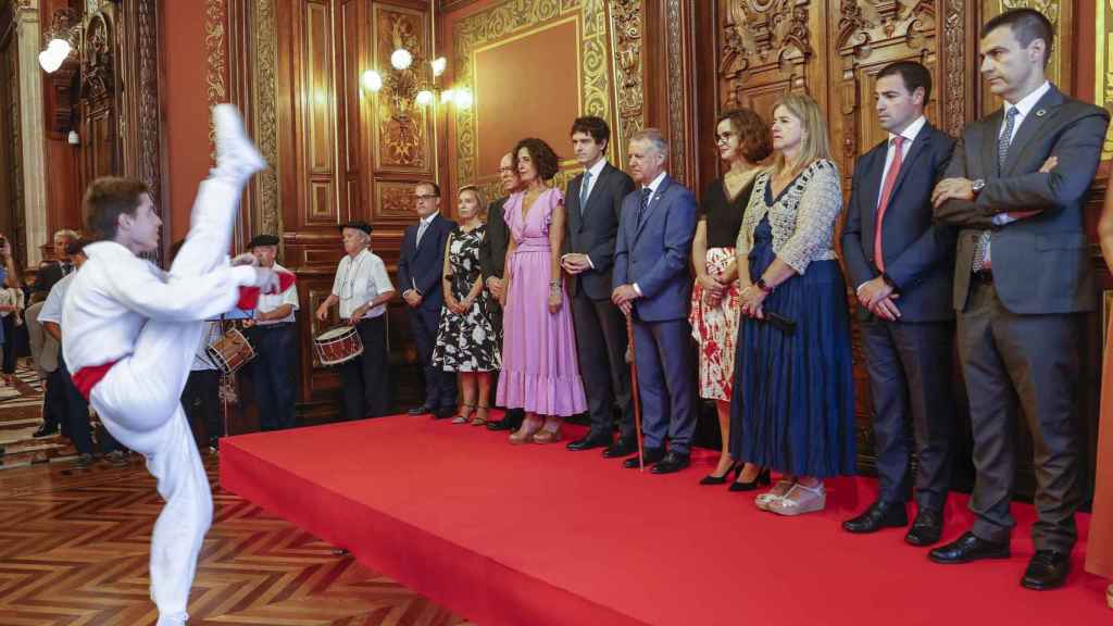 Unai Rementeria, diputado general de Bizkaia, junto al lehendakari Iigo Urkullu en la recepcin por San Ignacio / EFE