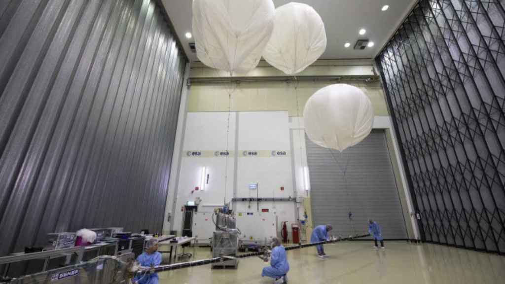 Trabajadores en las instalaciones de Sener Aeroespacial. / Sener