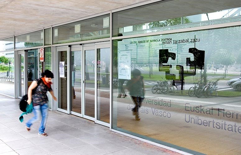 Uno de los edificios de la UPV/EHU. / EP