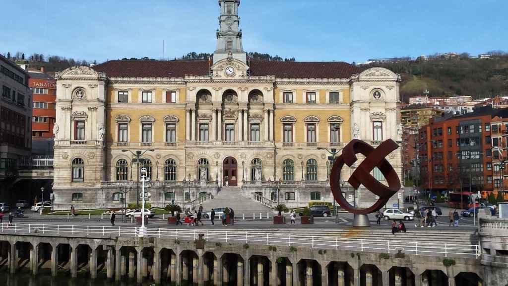 Bilbao y Gipuzkoa cerrados perimetralmente a partir de maana/ EP