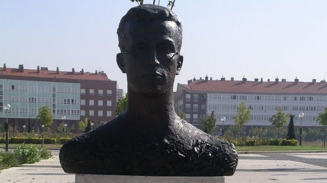 Busto de Lauaxeta / Iker Alegría EN CREATIVE COMMONS