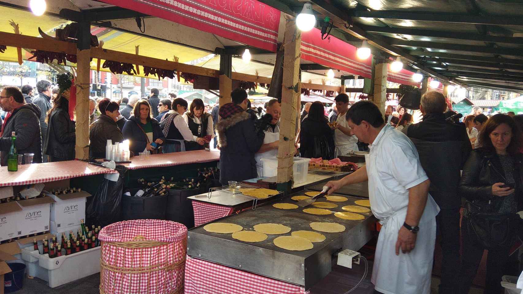 Una de las ferias de Santo Toms en Bilbao. / EP