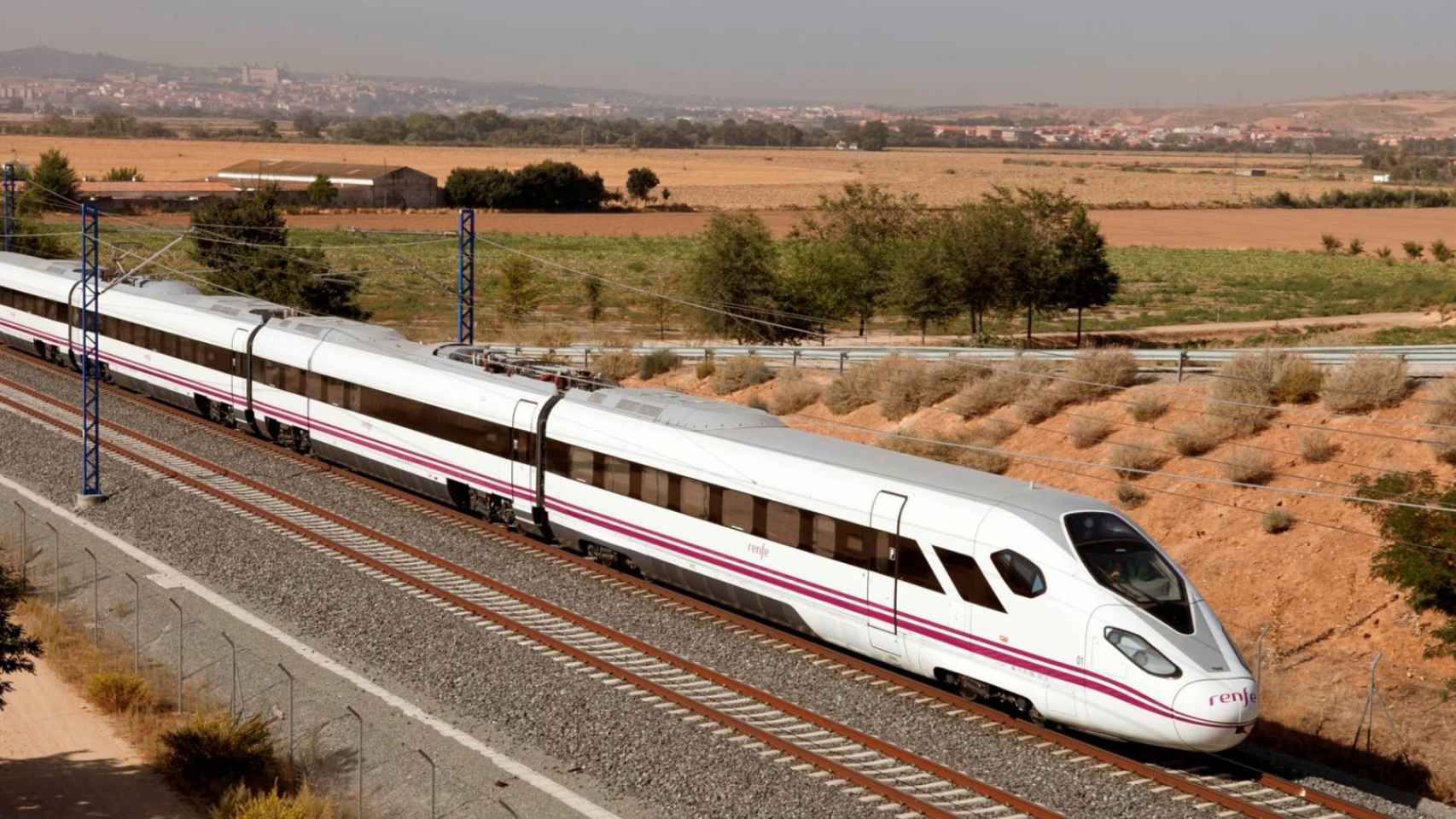 Tren construido por CAF para Renfe / EP