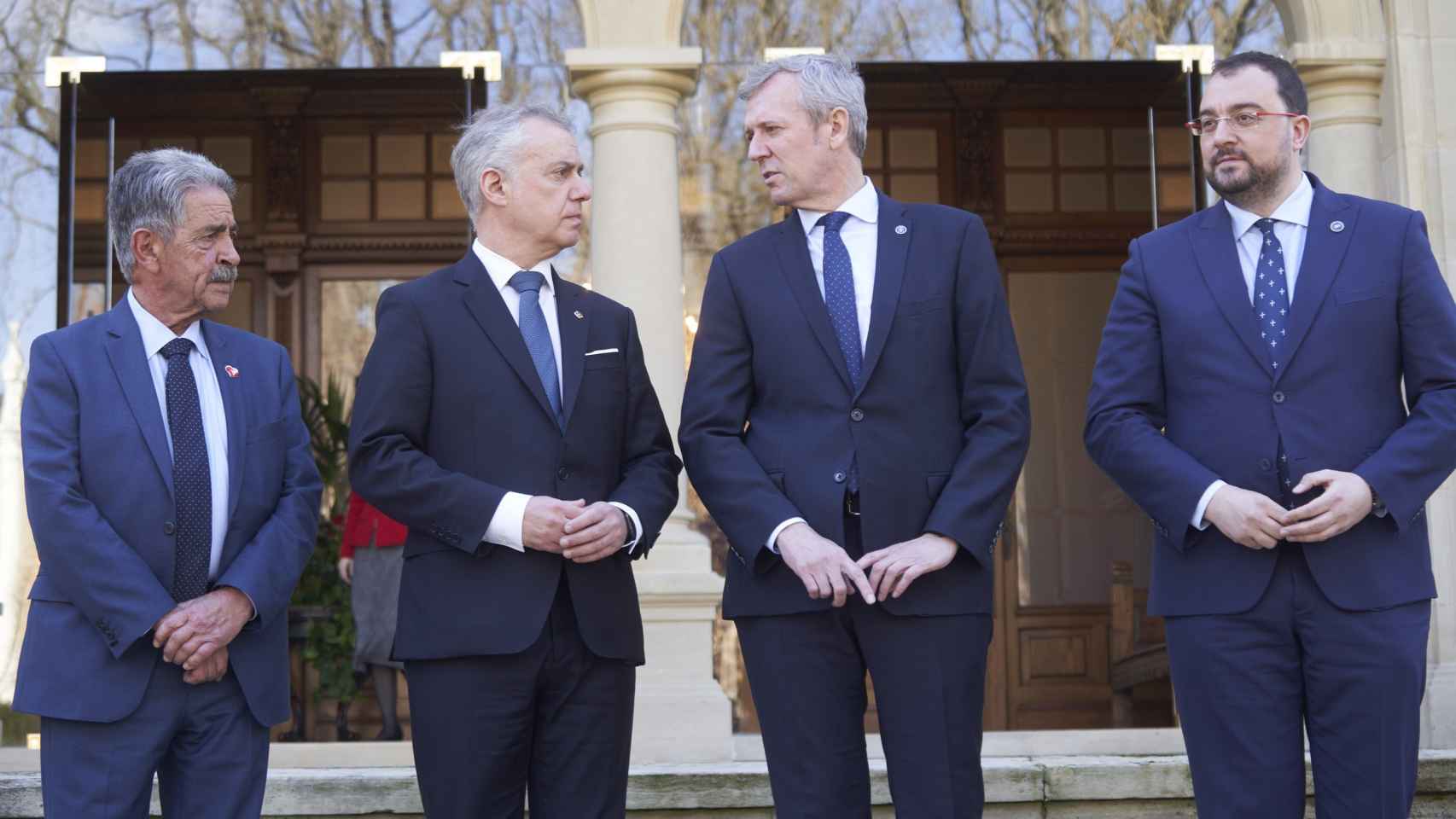 El lehendakari, igo Urkullu, con los presidentes de Cantabria, Asturias y Galicia / EFE