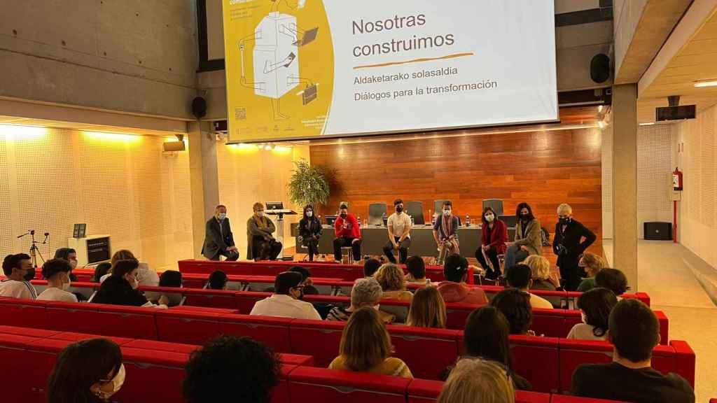 'Nosotras construimos', un encuentro que busca dar voz a las mujeres en el sector de la constriccin. / EAGI