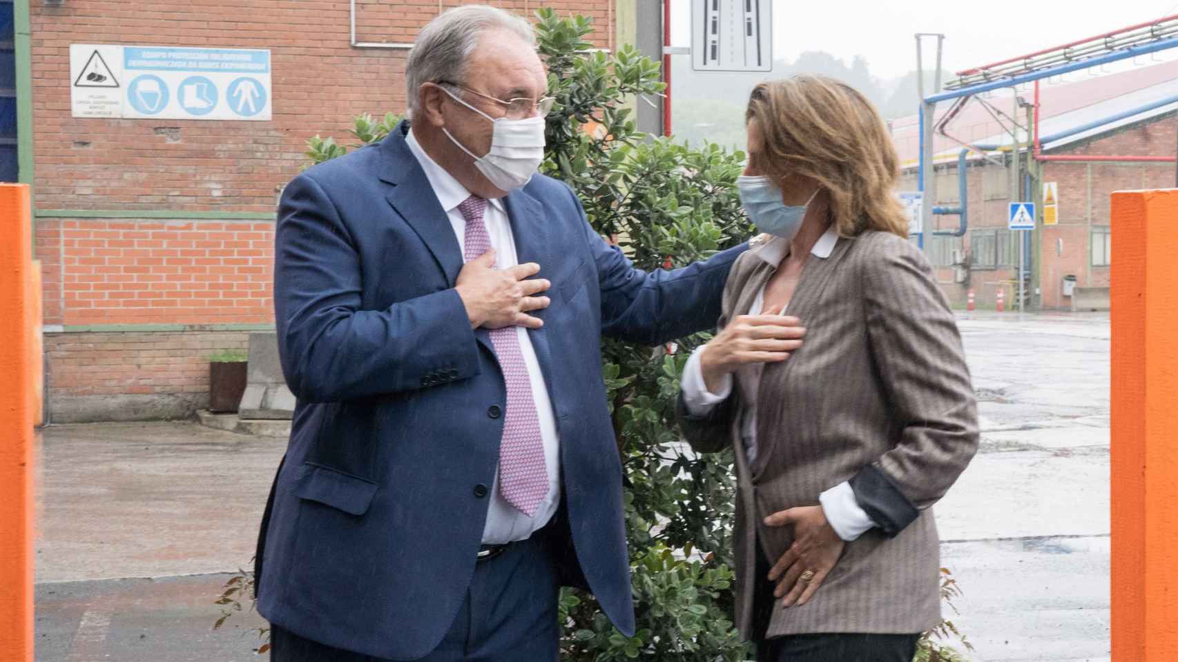 Jos Antonio Jainaga en una imagen junto a la ministra Teresa Ribera. /EP