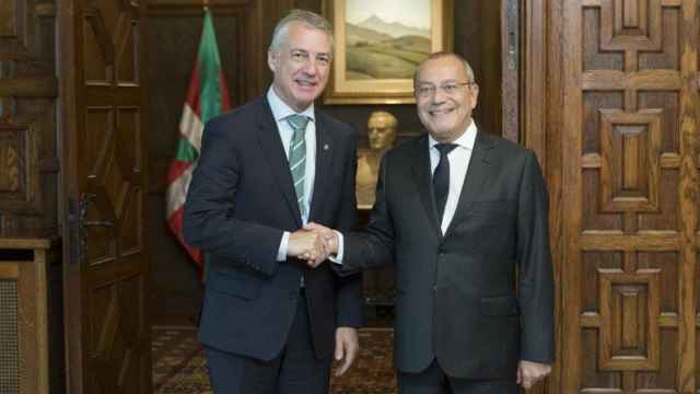 El lehendakari Urkullu en una recepcin al embajador de Francia./ Irekia