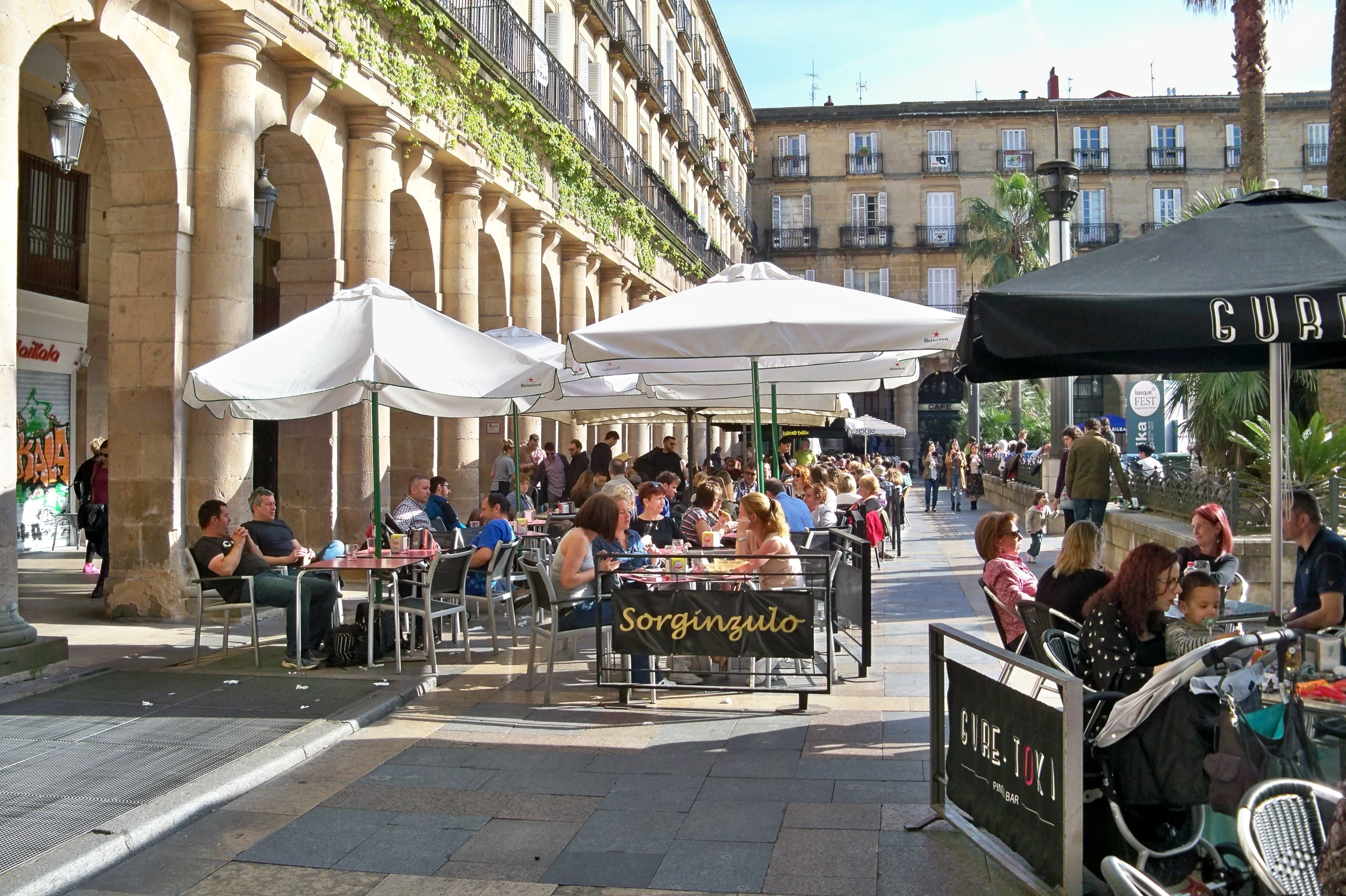 Terrazas hosteleras en Bilbao./ EP