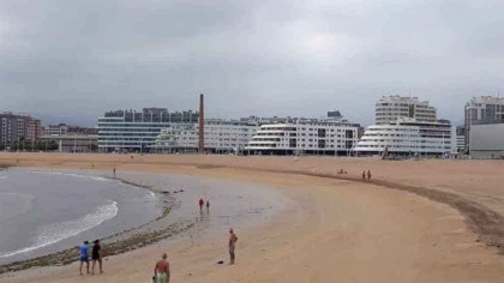 Playa de Poniente. / EP