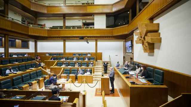 Pleno en el Parlamento vasco. / EP