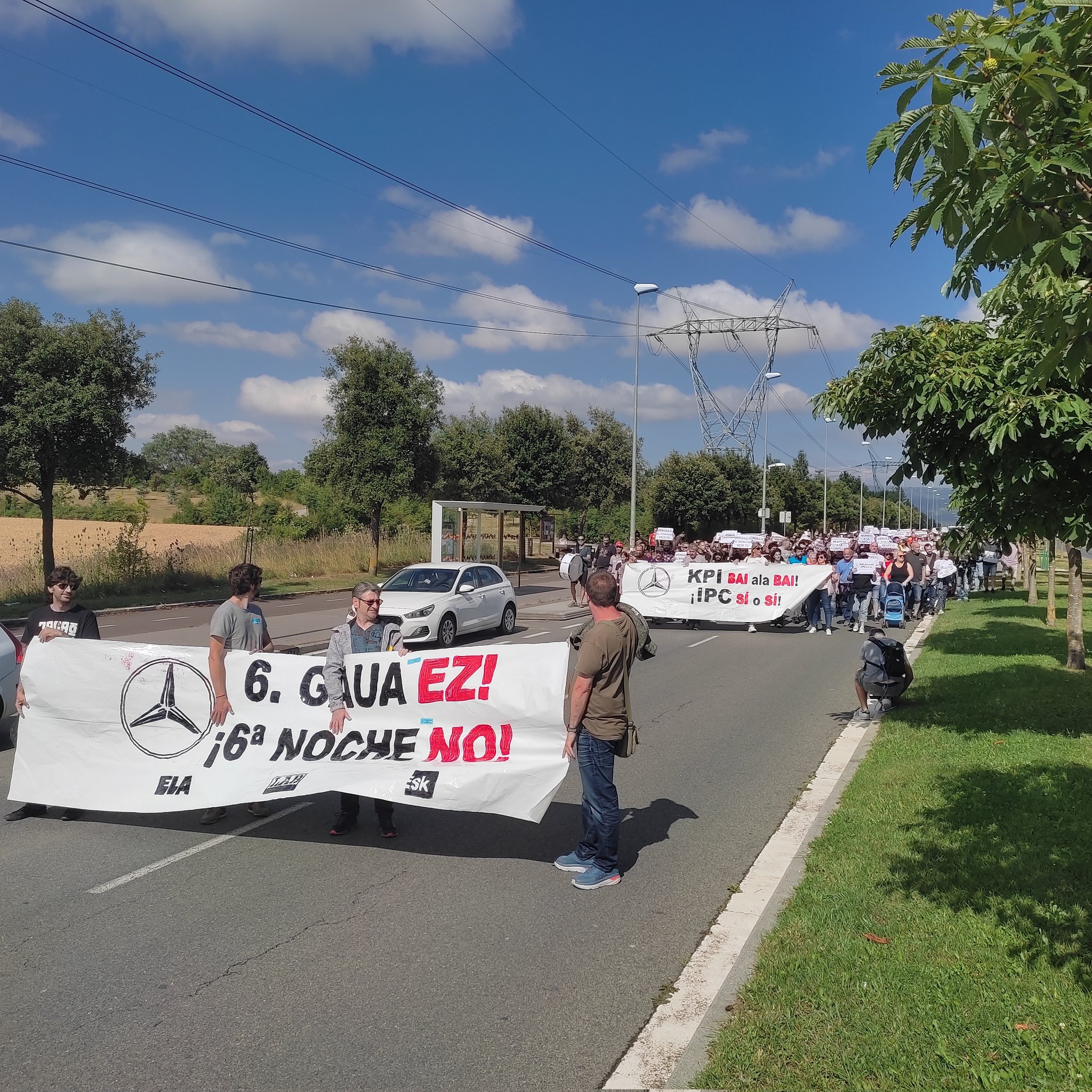 Manifestación de los sindicatos de Mercedes / ELA