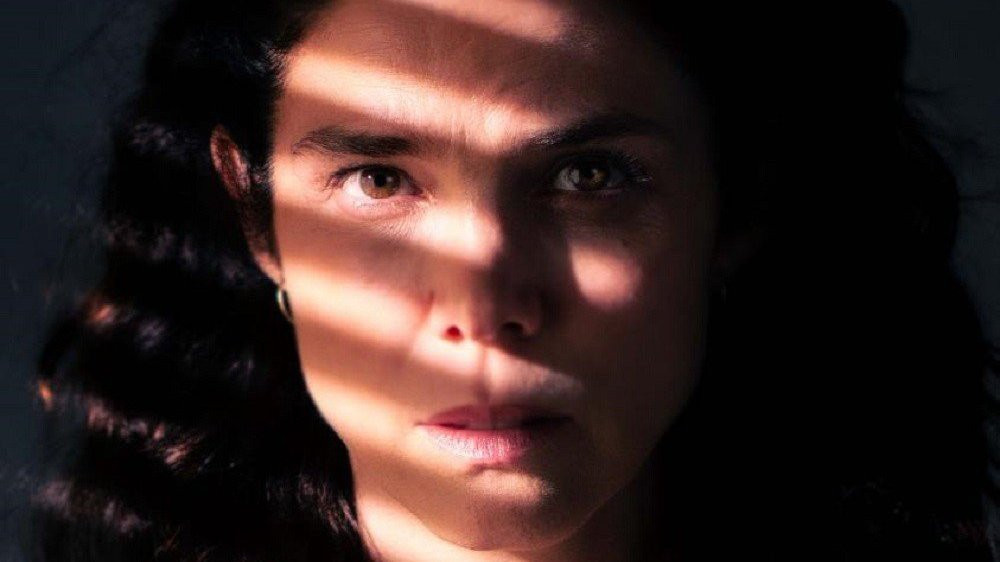 Juana Acosta protagoniza Llegaron de noche / TORNASOLMEDIA.COM