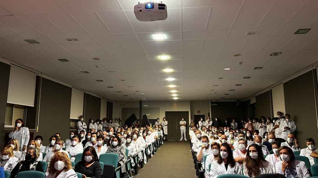 Asamblea de profesionales sanitarios y jefes de Servicio de la OSI Donostialdea en el Hospital Donostia./EuropaPress