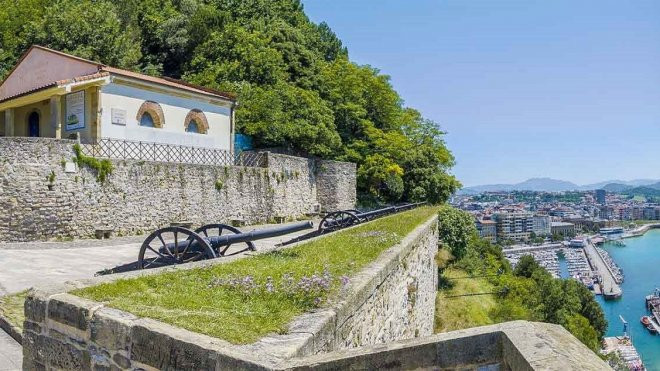 Batería de las Damas, en el Monte Urgull / PÁGINA OFICIAL DONOSTIA SAN SEBASTIÁN TURISMOA