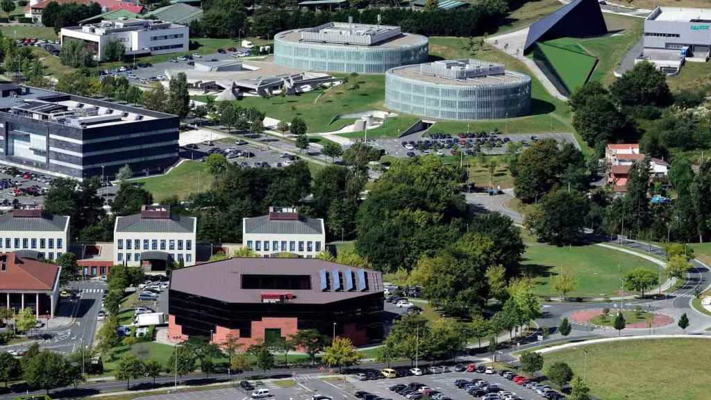 Instalaciones en Zamudio de la red de Parques Tecnolgicos de Euskadi. / CV