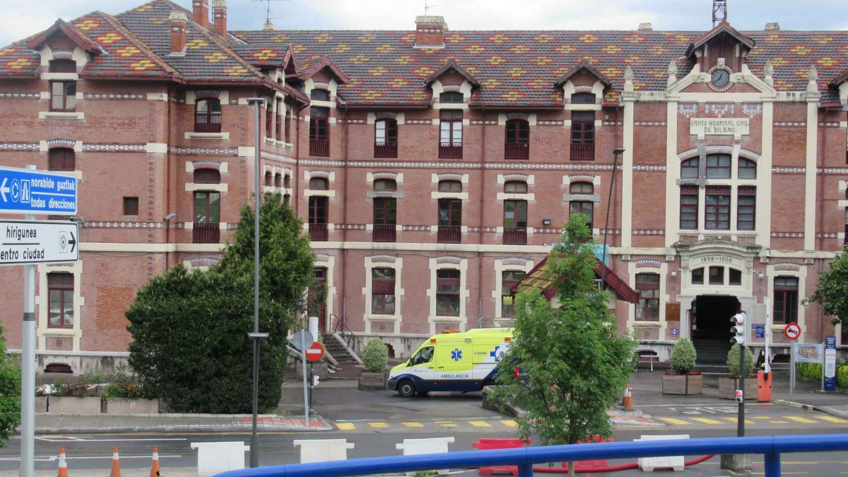 El Hospital de Basurto, en Bilbao. EP