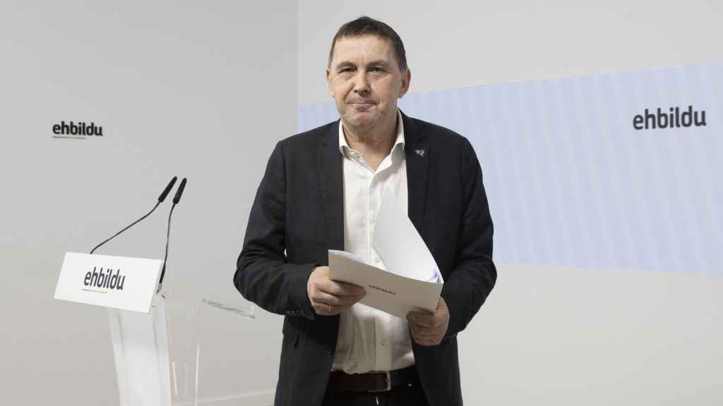 Arnaldo Otegi este martes en la sede de Bildu en San Sebastián.