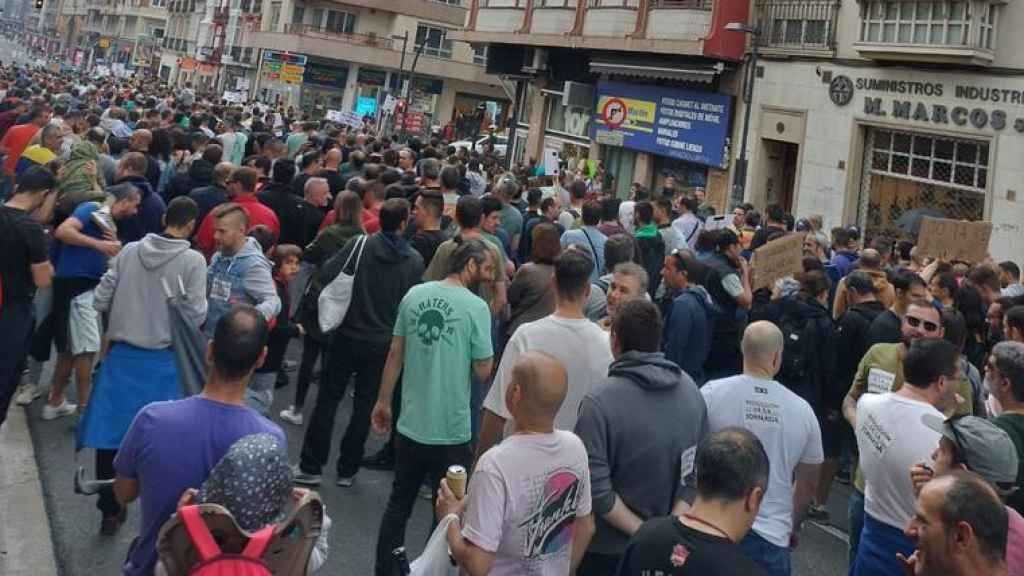 Cientos de trabajadores de Michelin marchan en Vitoria por un convenio digno