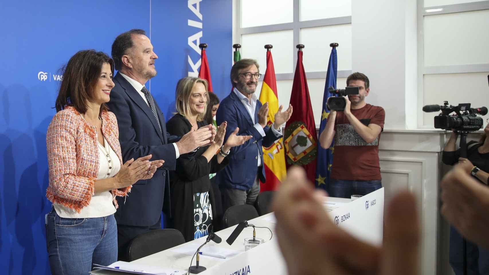 El presidente del PP vasco, Carlos Iturgaiz, en la Junta Directiva Regional del partido, que analiza los resultados del 28-M / Luis Tejido - EFE