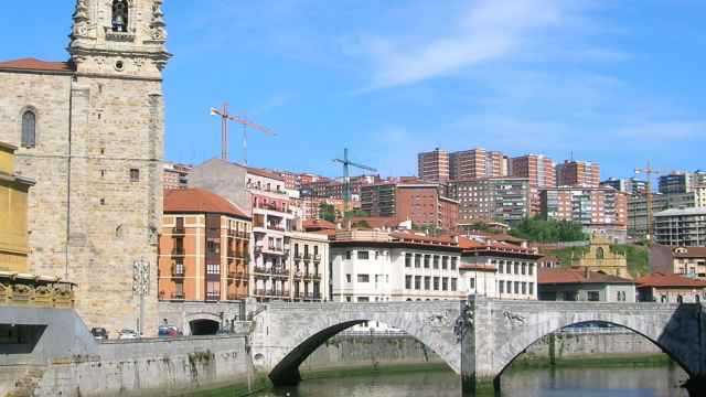 Hallado el cadáver de un hombre en la ría de Bilbao