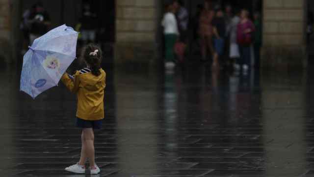 Fuertes granizadas y tormentas en varios puntos de Euskadi / JUAN HERRERO - EFE