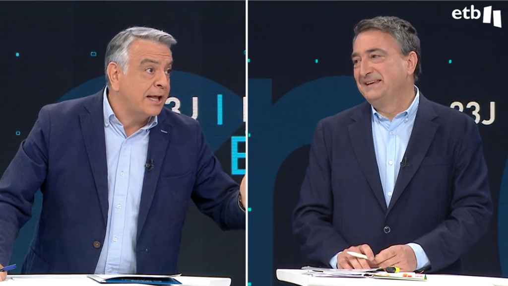 Javier de Andrés (PP) y Aitor Esteban (PNV) en el debate de ETB2 para las elecciones del 23-J / ETB2