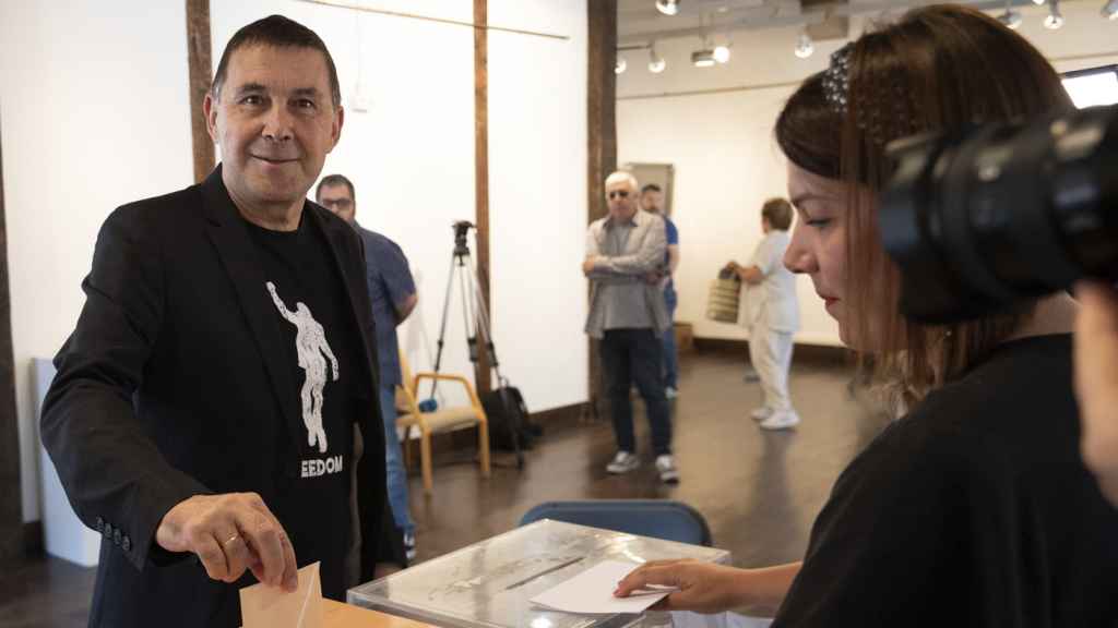 Arnaldo Otegi este domingo al votar en Elgoibar.