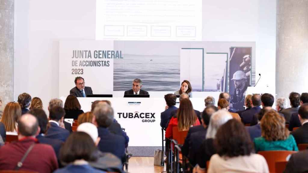 Tubacex es uno de los principales proveedores vascos de tubos de acero, uno de los productos que más compra EEUU / CV