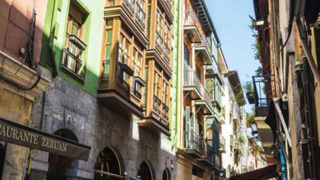 Una calle del Casco Viejo de Bilbao.